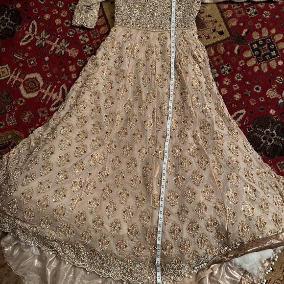 Gold Pakistani Wedding dress - Picture 16 of 16